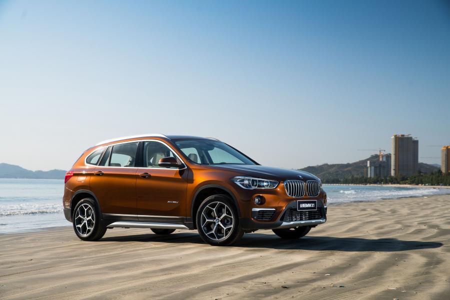  BMW X1 xDrive25Li xLine 2016 года  (фото 8 из 39)